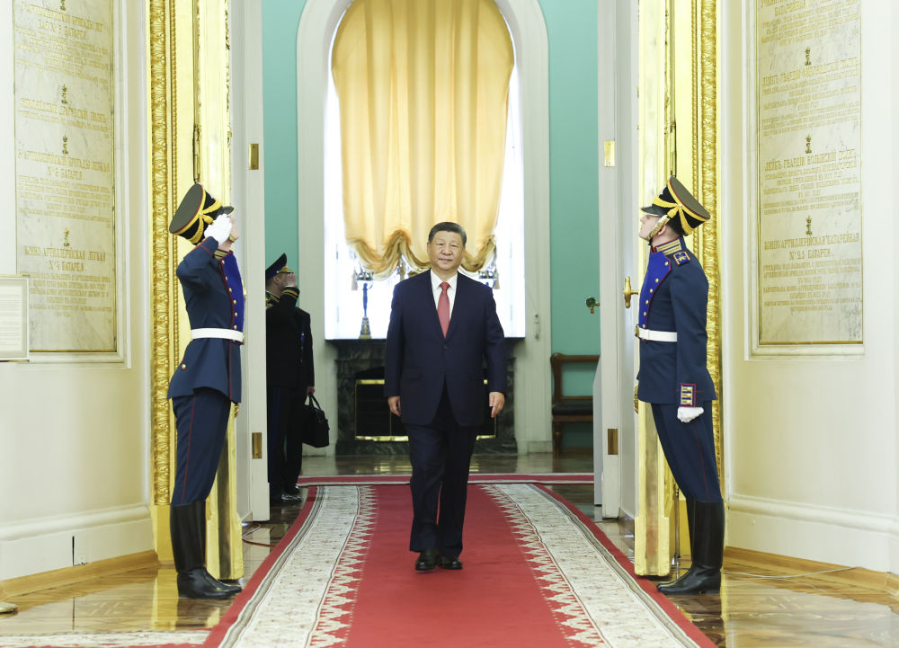 与普京会谈1.jpg